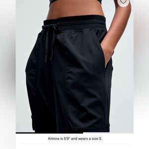 Lululemon Dance studio cargo cinch bottom joggers!!